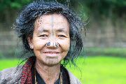 Foto: The Land of Shamans. Nishi and Apatani Tribes. Part 1