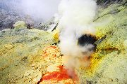 Foto: Sulfur Crater in Moonlight