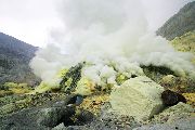 Foto: Sulfur Crater in Moonlight