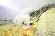 Foto: Sulfur Crater in Moonlight