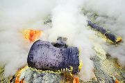 Foto: Sulfur Crater in Moonlight