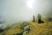 Foto: Sulfur Crater in Moonlight
