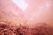 Foto: Sulfur Crater in Moonlight