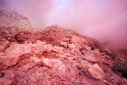 Foto: Sulfur Crater in Moonlight