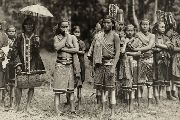 Foto: Women of the Tribe and Search of Freshwater Dolphins in Borneo