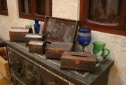 Foto: The East treasure-house, Part 1
