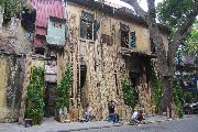 Foto: Vietnam. Bits of Authenticity and Economic Growth Craze