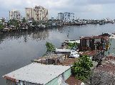 Foto: Vietnam. Bits of Authenticity and Economic Growth Craze