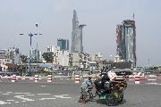 Foto: Vietnam. Bits of Authenticity and Economic Growth Craze