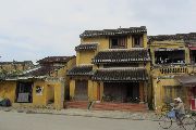 Foto: Vietnam. Bits of Authenticity and Economic Growth Craze