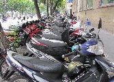 Foto: Vietnam. Bits of Authenticity and Economic Growth Craze
