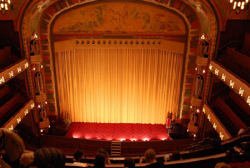 TUSCHINSKI CINEMA