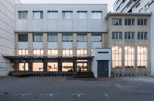 Arts and fashion courtyard on Potsdamer Strasse