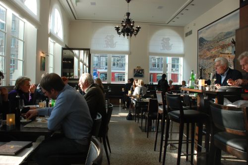 Monkey’s South Wine&Dine
