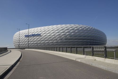 herzog_de_meuron_munich_football_stadium2.jpg