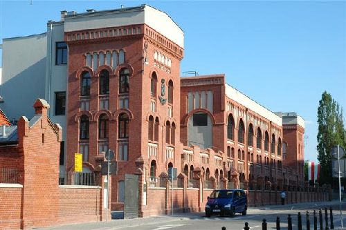 THE WARSAW UPRISING MUSEUM