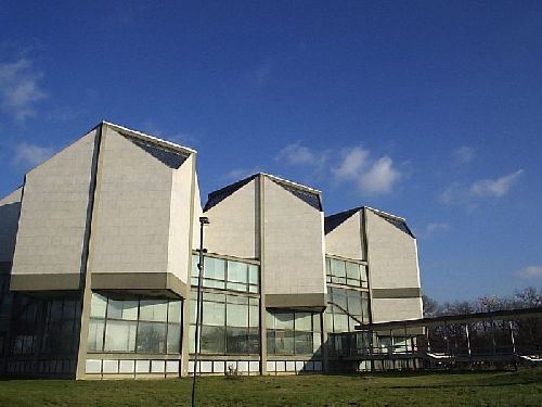 MUSEUM OF CONTEMPORARY ART