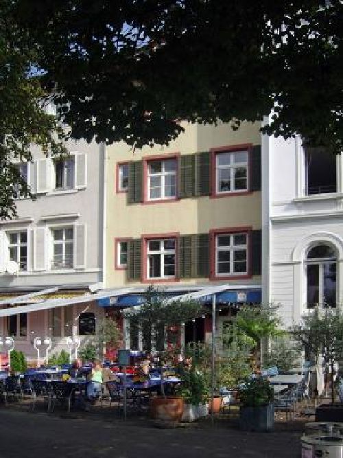 Zum Schmalle Wurf