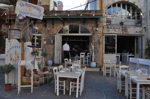 Petaladika, Rhodes Old City