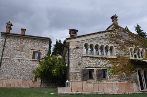 Borgo Porta Rossa, Negrar